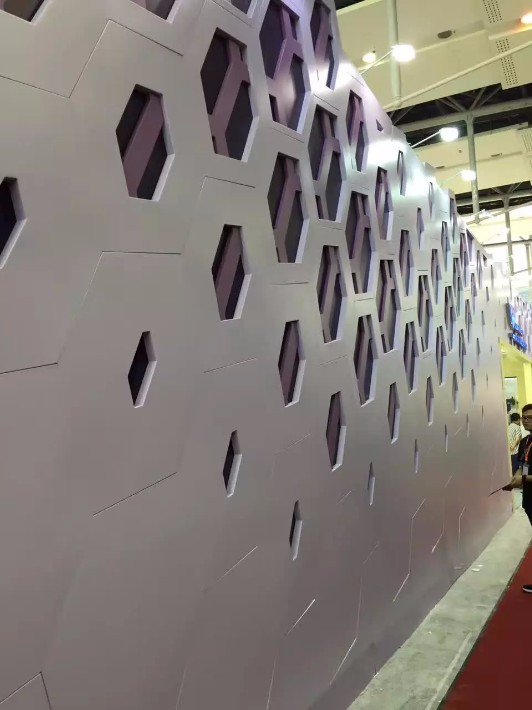 沖孔鋁單板_廠家免費(fèi)出圖紙_價格_最新報(bào)價穿孔鋁單板